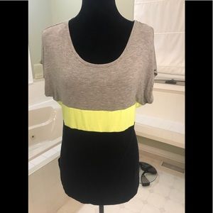 NWT Vici color blocked tee